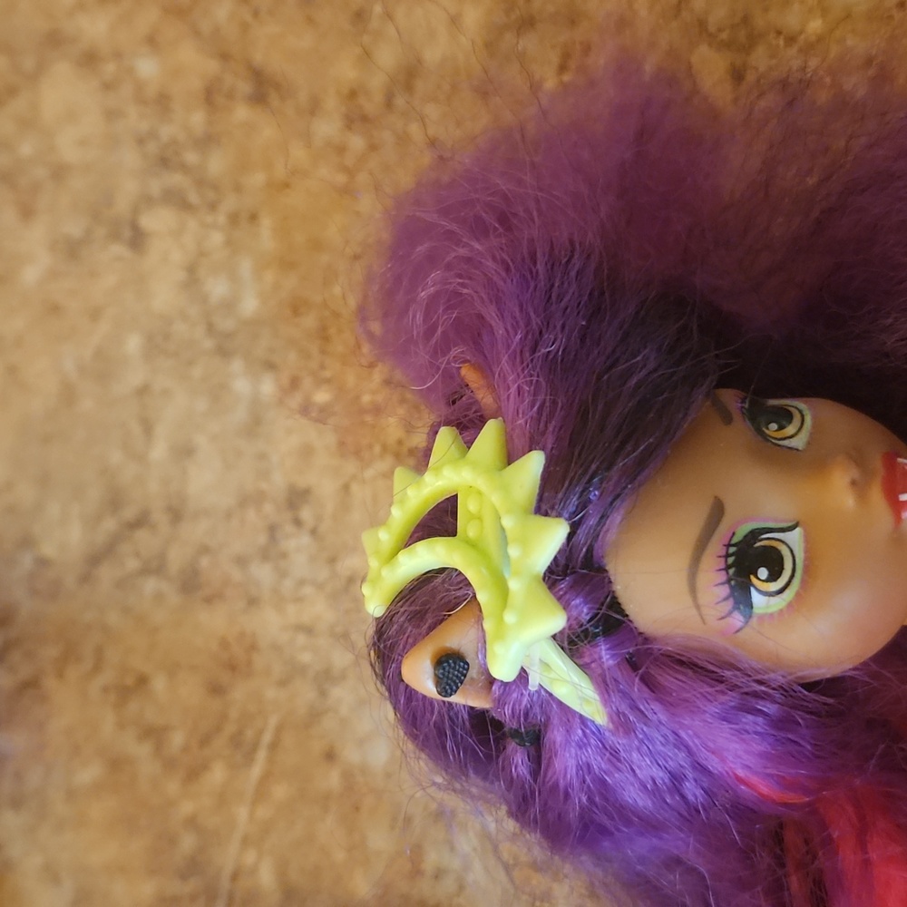 Claudine - Picture 4 of 4